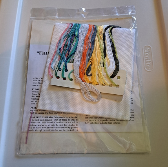 Frog Pile Cross Stitch Kit - Picture 5 of 5